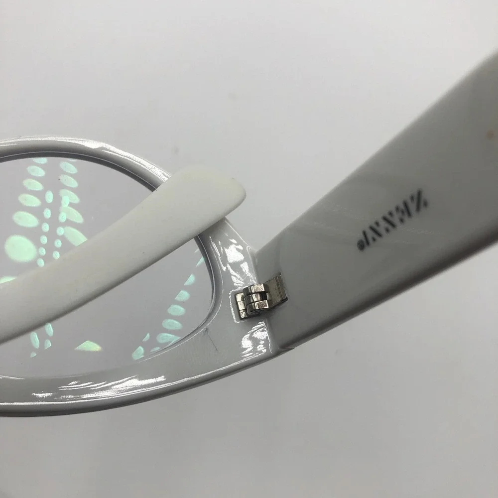 Zenni Optical Women's Eyeglass Frames White Cat Eye Preowned  With Case 50s Look